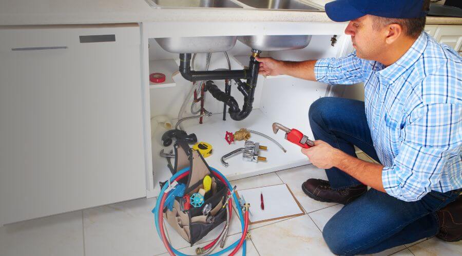 Professional water heater repair in Liberty Center, IA